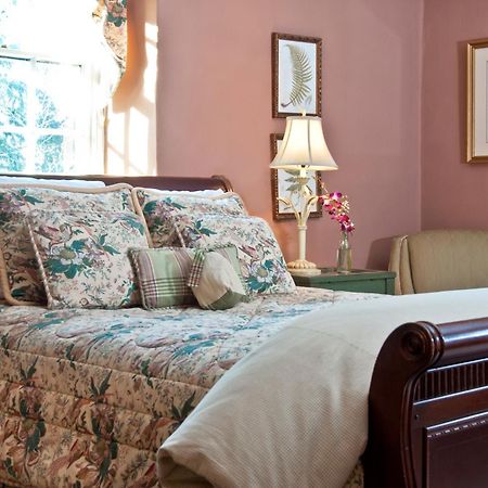 Wayside Inn Bed And Breakfast Ellicott City Pokoj fotografie