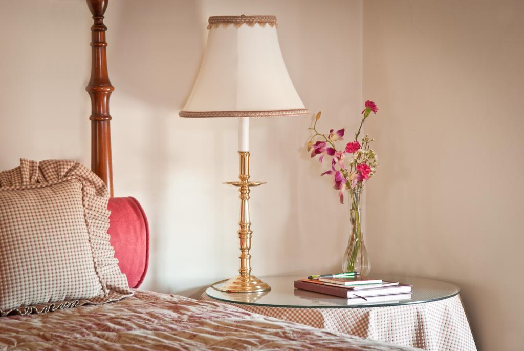 Wayside Inn Bed And Breakfast Ellicott City Pokoj fotografie